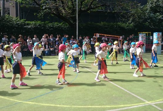 湯島幼稚園の運動会風景